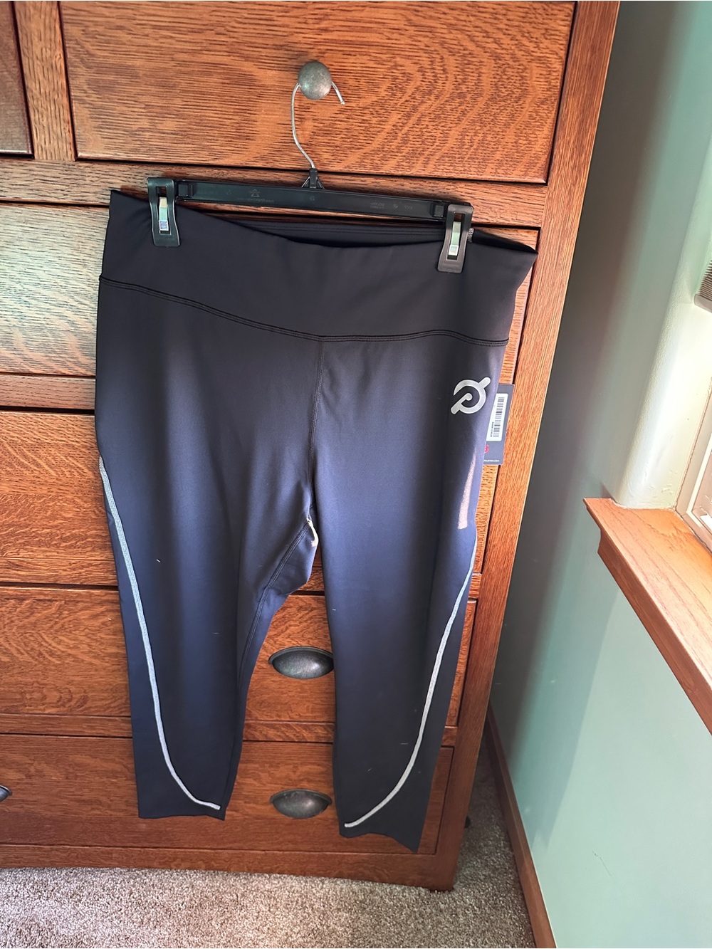 Peloton Black High-Waist Performance Capris with Reflective Trim